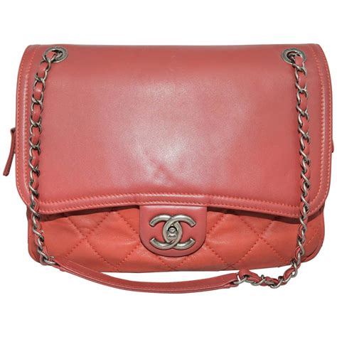 255 chanel prezzo|chanel quilted reissue shoulder bag.